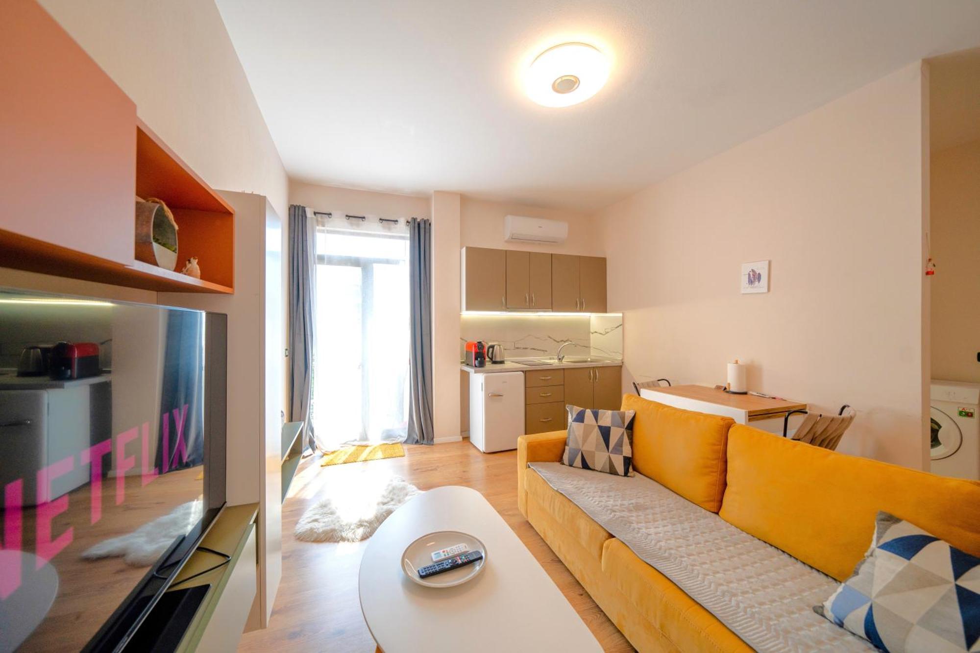 Colorful Comfy Condo Central Tiran Dış mekan fotoğraf