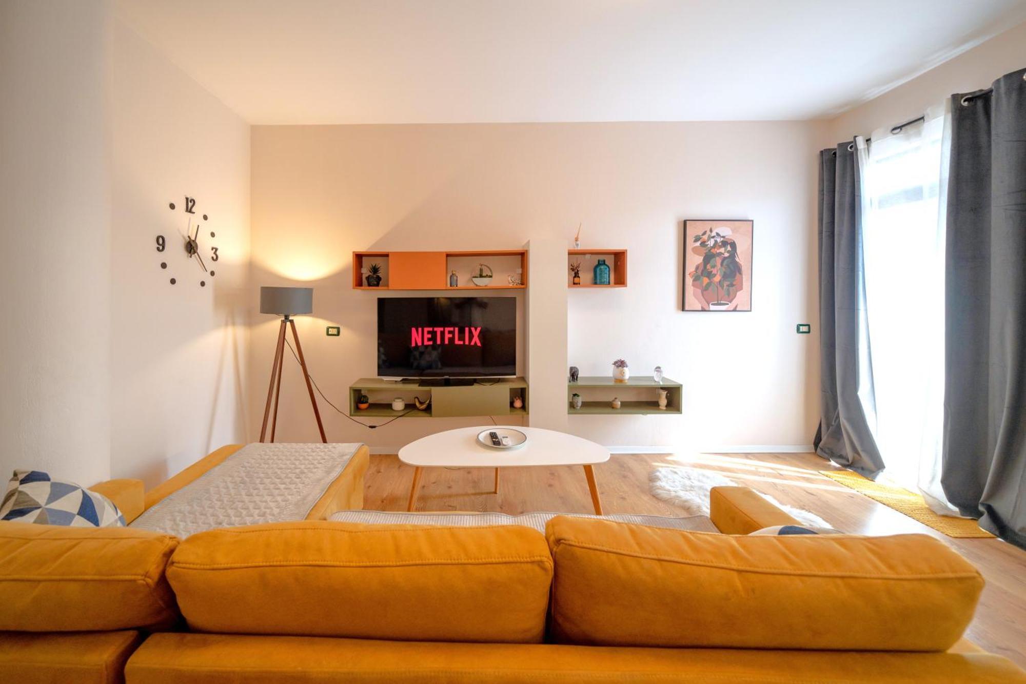 Colorful Comfy Condo Central Tiran Dış mekan fotoğraf