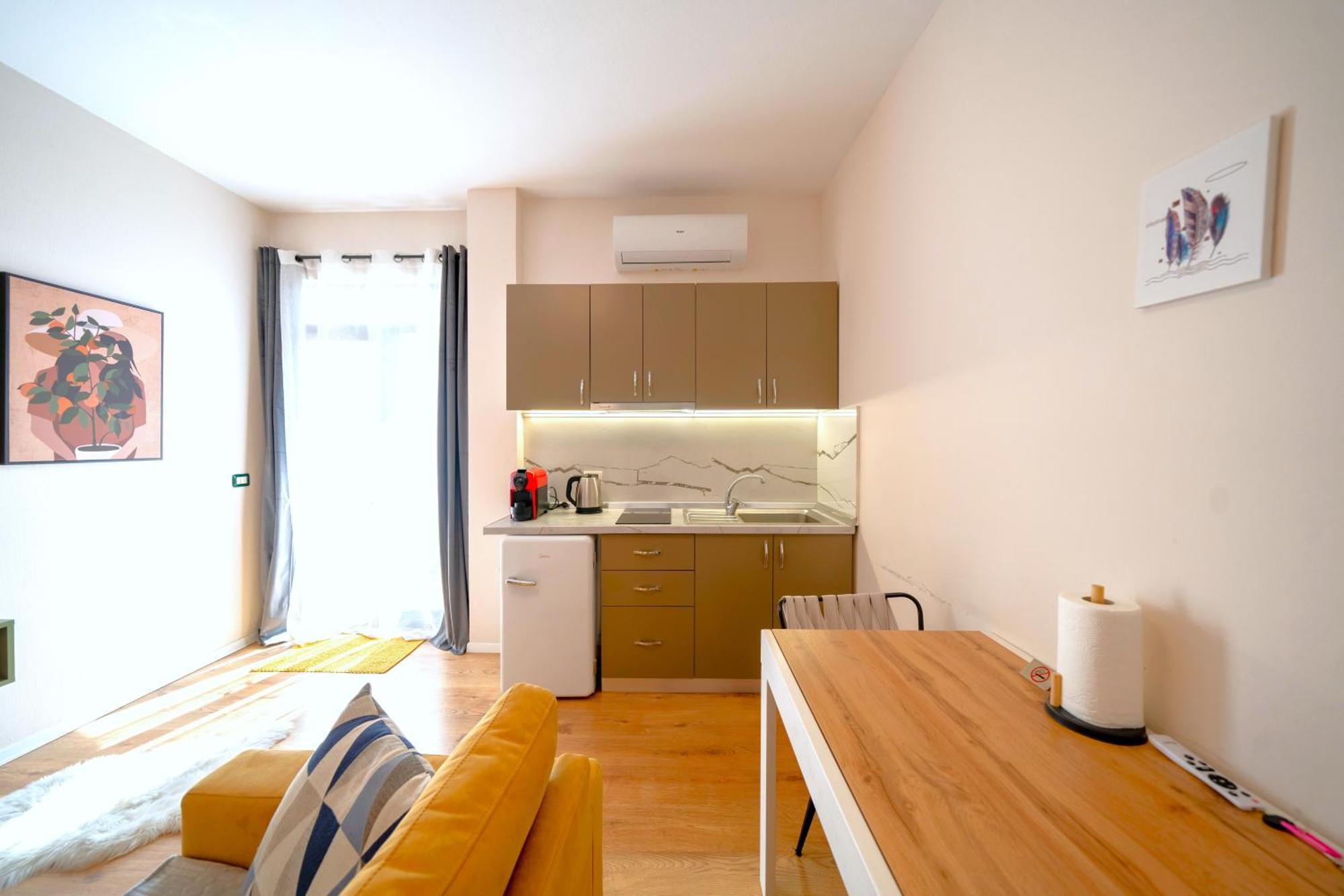 Colorful Comfy Condo Central Tiran Dış mekan fotoğraf