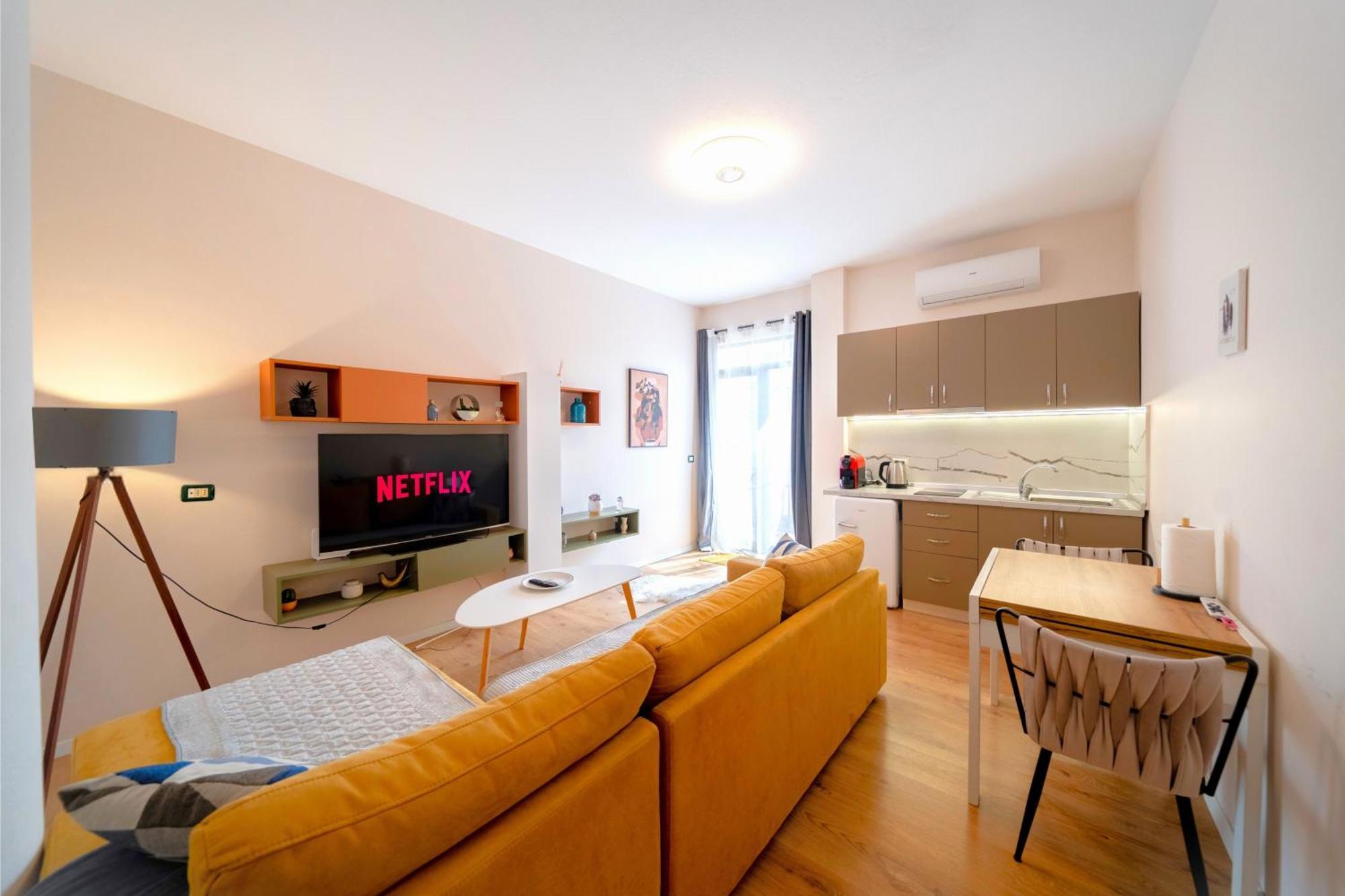 Colorful Comfy Condo Central Tiran Dış mekan fotoğraf